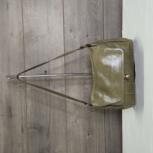 HOBO Handbags - Hobo International Olive Green Leather Shoulder Bag
